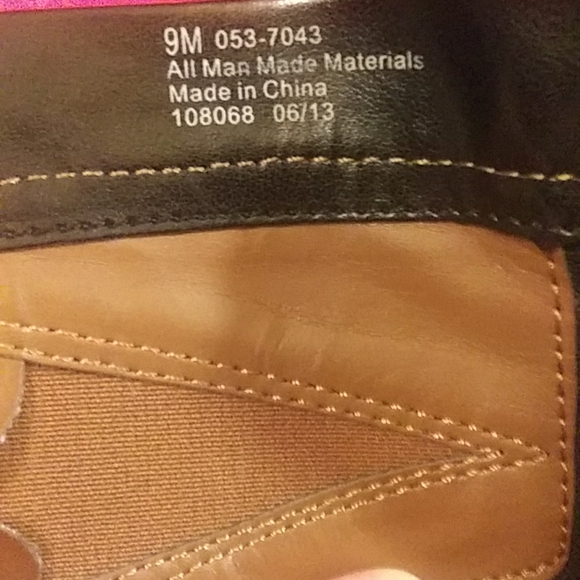 Boots - Picture 10 of 10